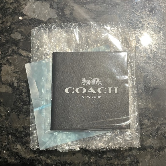 Coach Tea Rose Necklace/Earring Set - Picture 4 of 5